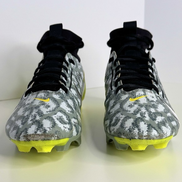 Nike Vapor Edge Pro 360 2‎ Volt/Black Football Cleats Mens Size 7.5 (FB8443-703) - Picture 2 of 7